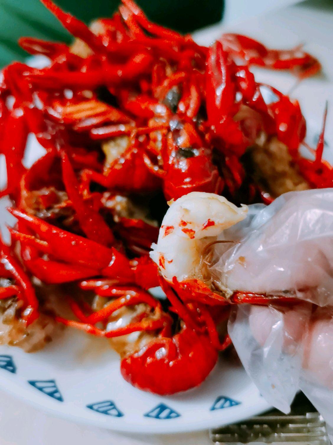 香辣小龙虾的做法,一道美味佳肴的烹饪指南,香辣小龙虾烹饪指南,美味佳肴的制作秘诀