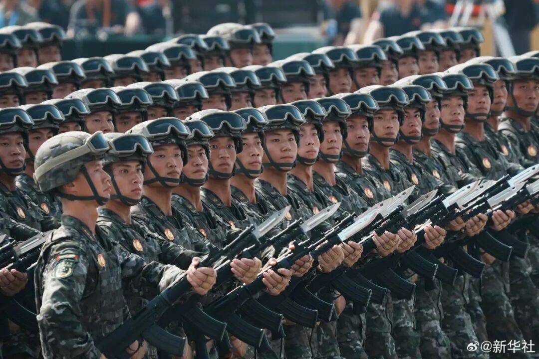 回顾历史瞬间,2017年中国阅兵高清视频回顾,「2017年中国阅兵高清视频回顾,历史瞬间的震撼」