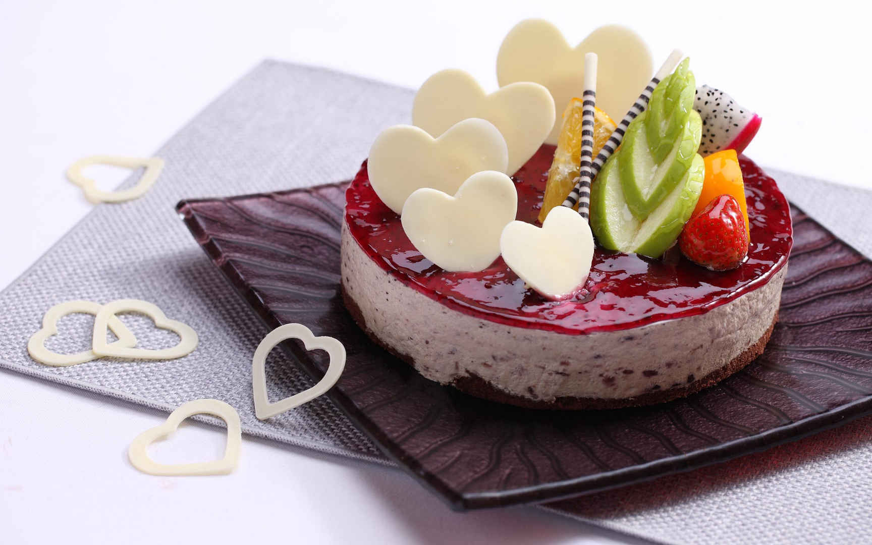 慕斯蛋糕,细腻柔滑的甜品艺术,慕斯蛋糕,细腻柔滑的甜品艺术魅力