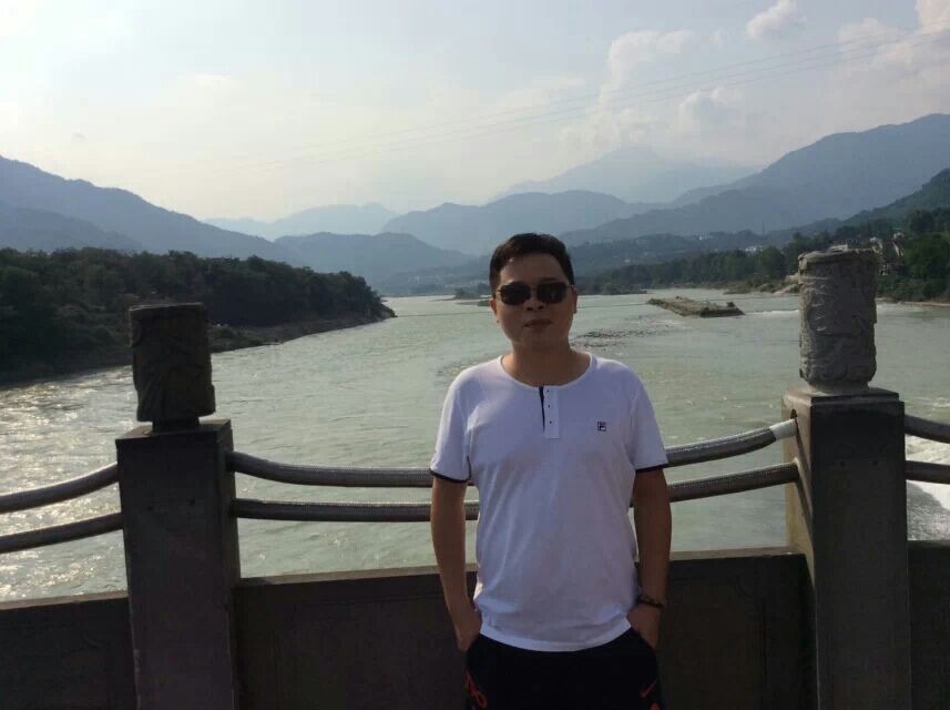 男士征婚内心独白,寻找那个与我共度一生的伴侣,男士征婚独白,寻找一生伴侣的旅程启航。