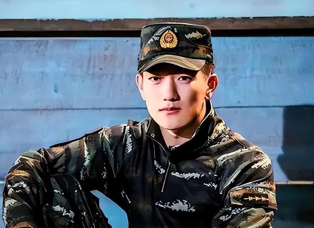 何捷个人资料出生年月,揭秘一位杰出人物的不凡人生,揭秘何捷个人资料与出生年月,杰出人物的不凡人生之路