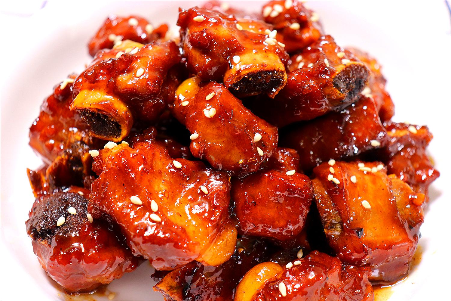 糖醋排骨的美味制作秘籍,糖醋排骨制作秘籍,美味秘诀大揭秘