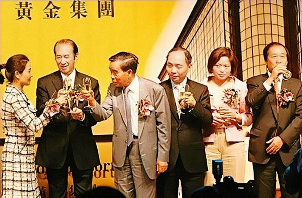 澳门马会传真——探索澳门赛马文化的魅力,澳门赛马文化魅力探索,马会传真揭秘澳门赛马风采