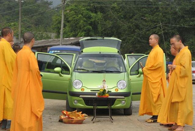 大众交通最新消息，未来出行的新趋势与挑战，未来出行新趋势与挑战，大众交通最新消息揭秘