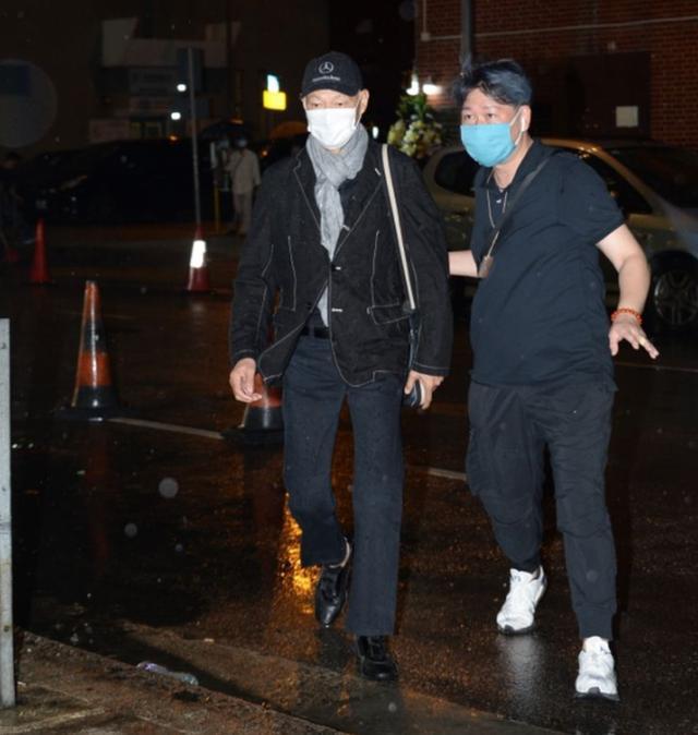 黄日华老婆的简历——梁洁华的成长与爱情,梁洁华,黄日华背后的女人——成长与爱情的轨迹