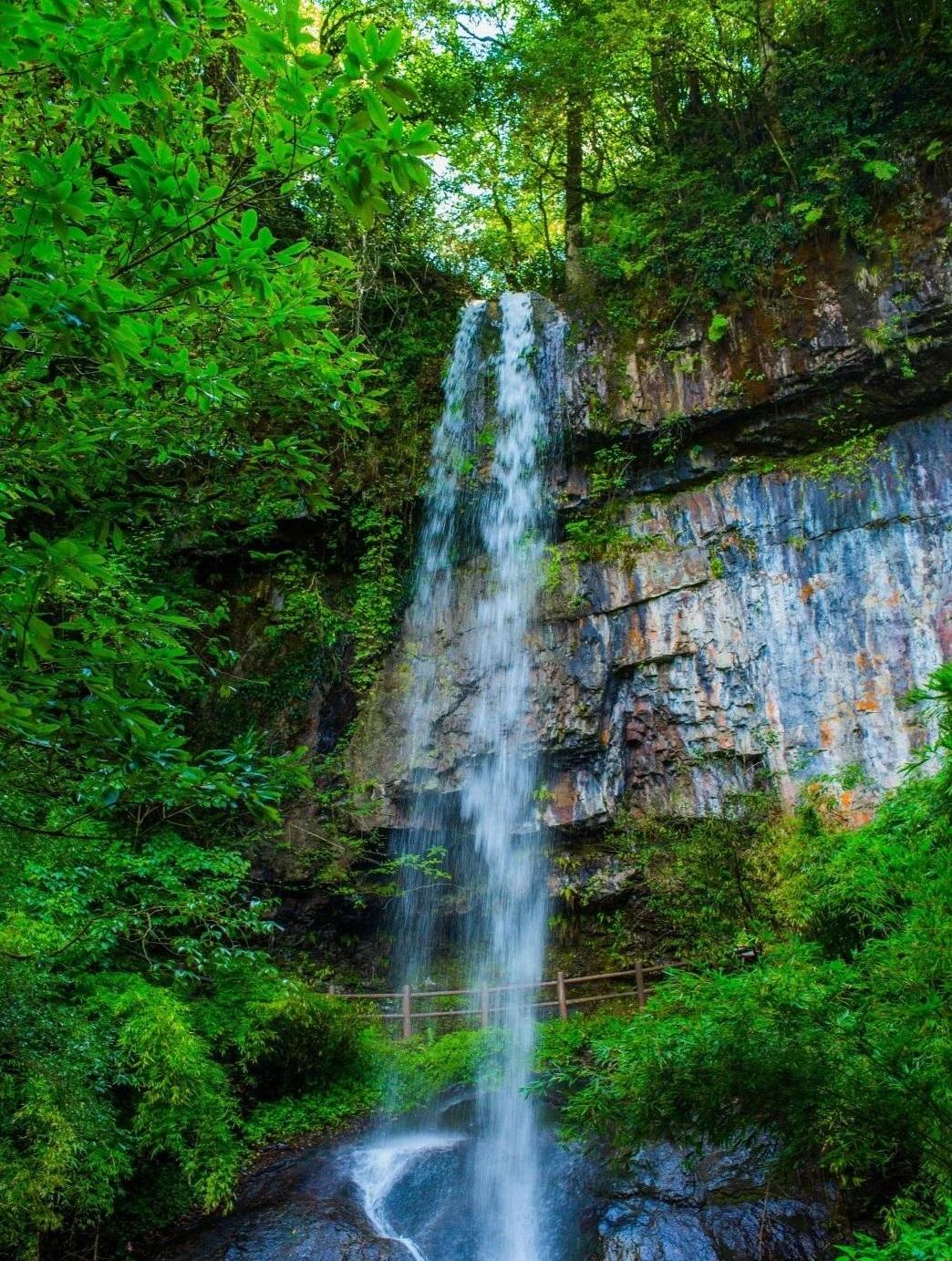 成都周边自驾一日游最佳景点,成都周边自驾一日游必游景点推荐