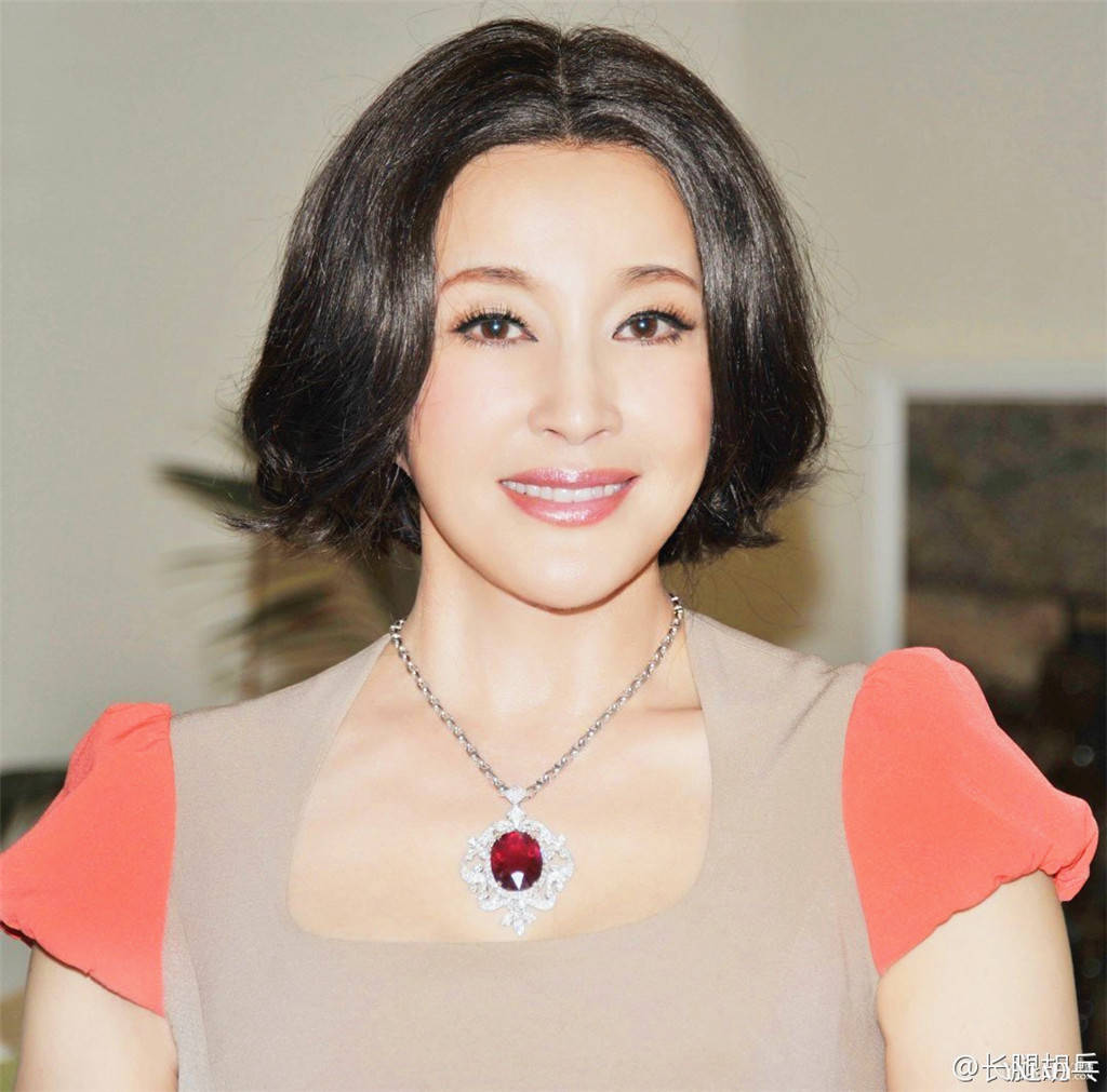 刘晓庆出生年月简历,传奇人生的光影之旅,刘晓庆,传奇人生的光影之旅——出生年月简历全解析