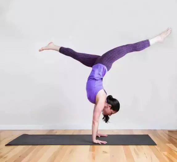 旷雪梅的减肥瑜伽之旅，60分钟塑形挑战，旷雪梅的瑜伽塑形挑战，60分钟减肥之旅