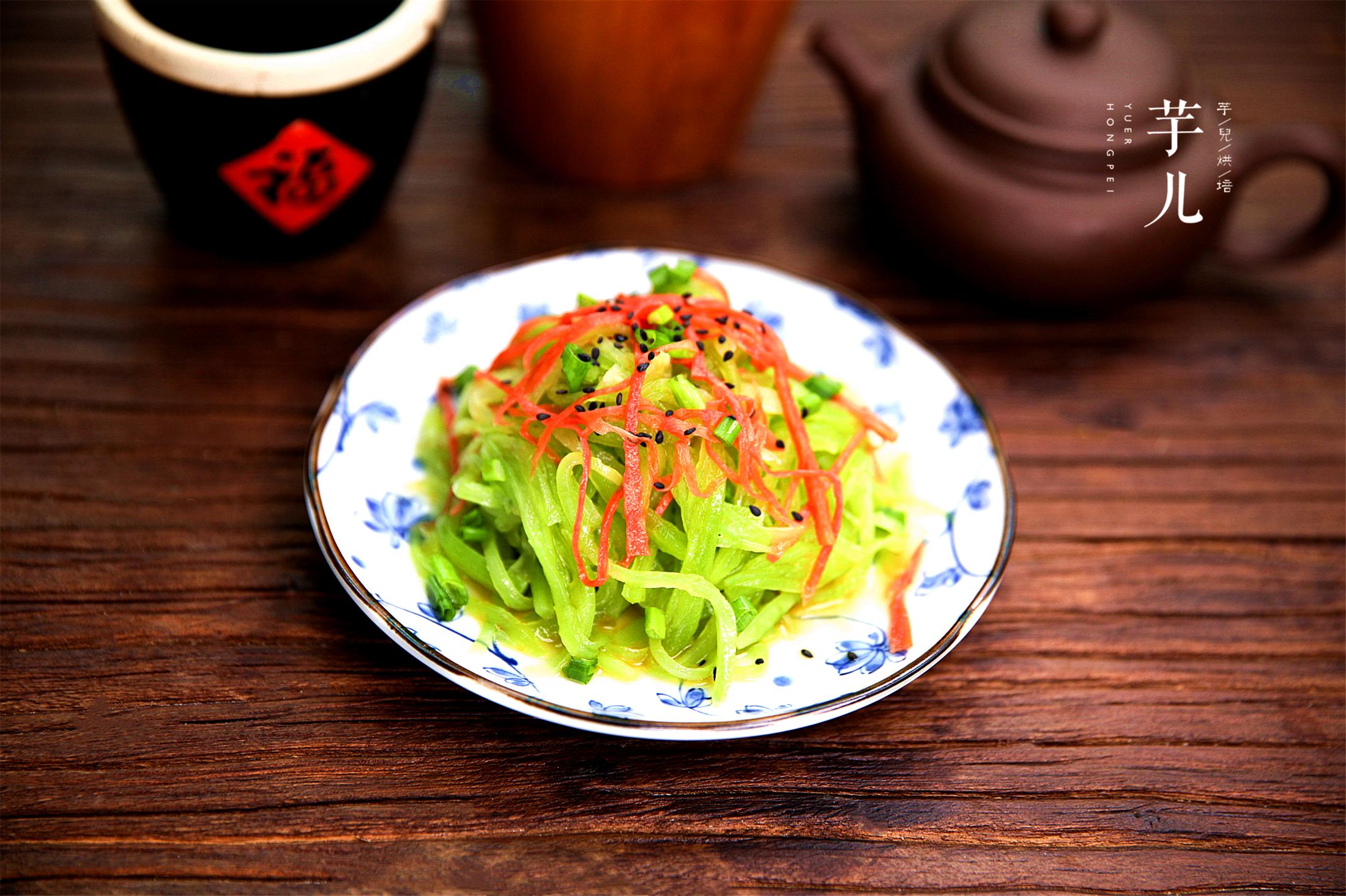 凉拌莴笋丝的做法,一道健康美味的家常凉菜,凉拌莴笋丝,家常健康美味凉菜做法