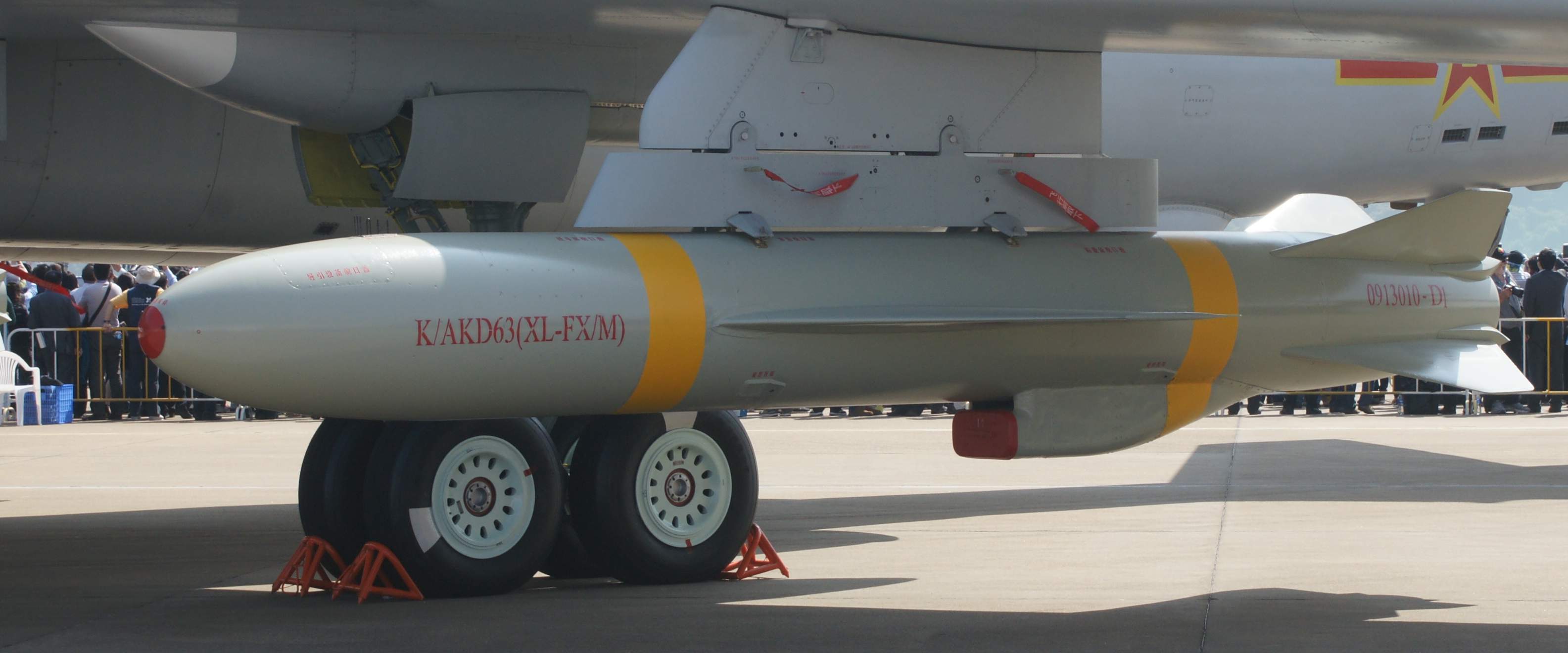 战斧巡航导弹对比中国长剑-10导弹,技术差异与战略影响分析,战斧巡航导弹与长剑-10导弹技术差异与战略影响深度解析,技术对比与战略影响分析