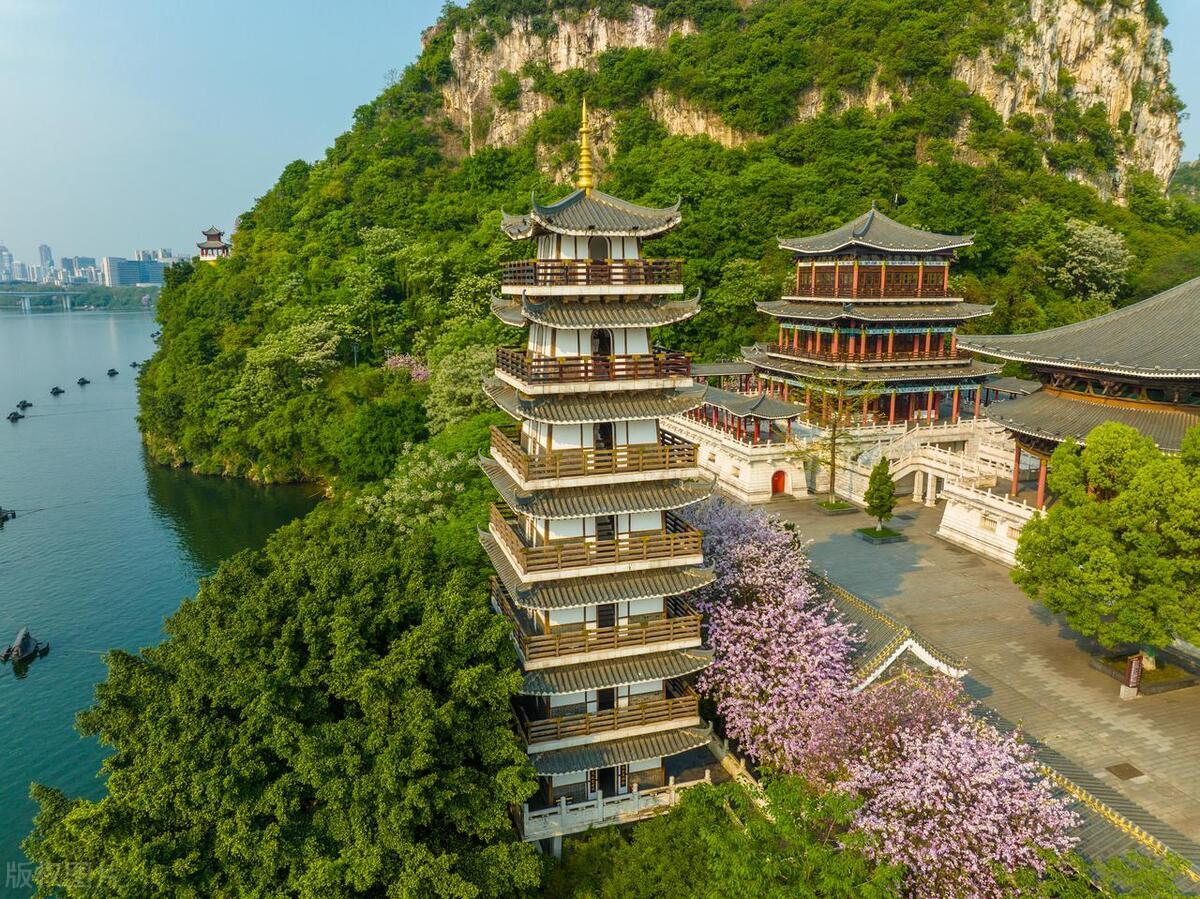 广西著名旅游景点排名,广西著名旅游景点排行榜