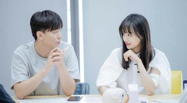 郑爽男友张恒的出生年月，探寻背后的故事与细节，郑爽男友张恒的出生年月，揭秘背后的故事与细节之旅