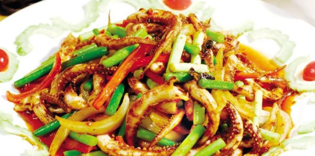 家常美味，炒鱿鱼的做法，家常美味炒鱿鱼做法详解