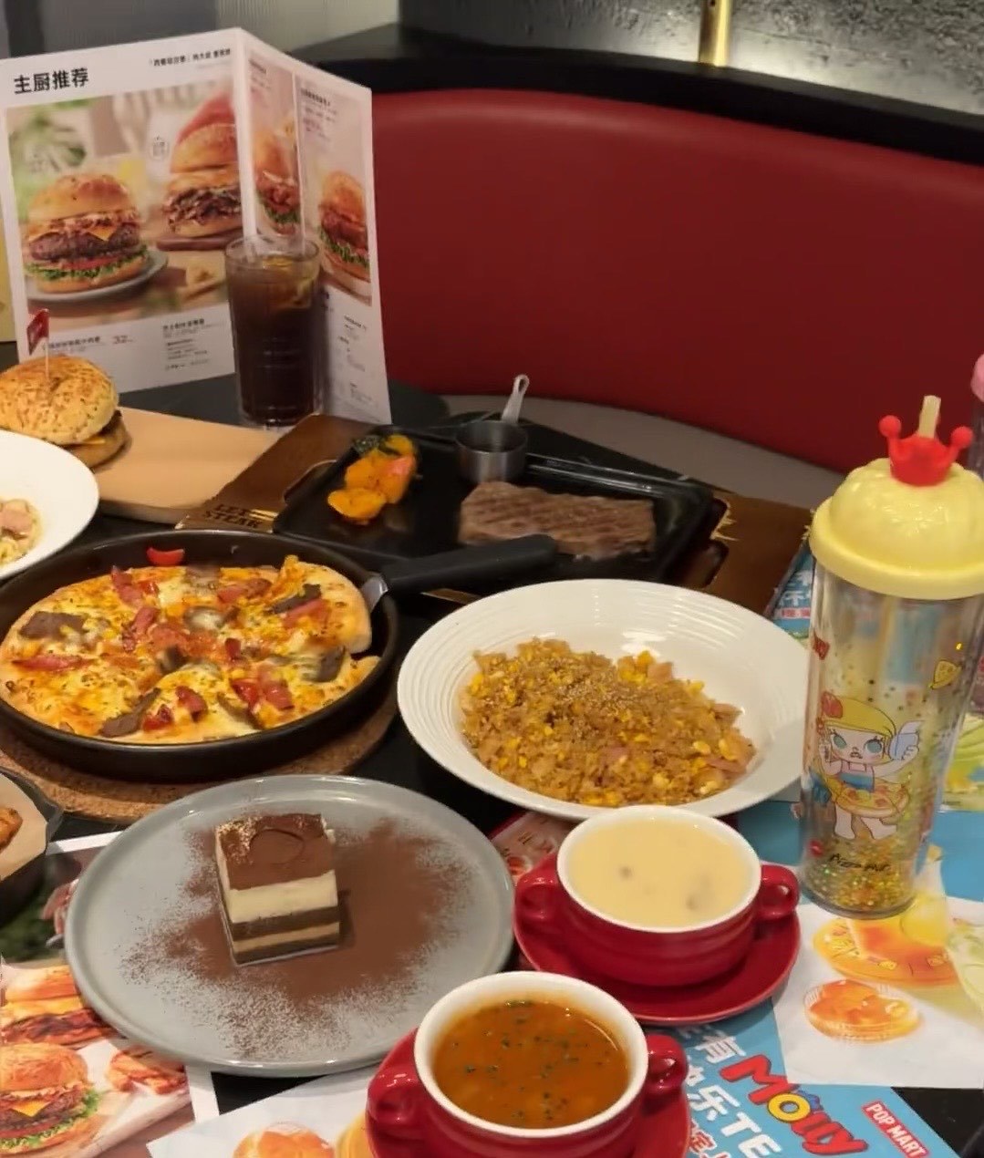 必胜客，披萨的魅力与独特之处，必胜客，披萨的独特魅力与风味体验