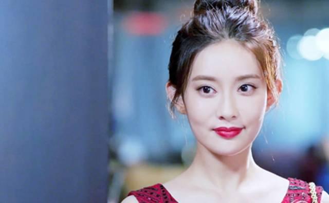 江铠同与陈翔,昔日情缘依旧牵绊人心,他们是否依旧在一起?,江铠同陈翔昔日情缘引热议,二人感情现状依旧牵动人心?