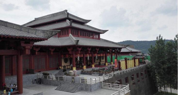 横店影视城，探寻中国影视旅游的热门景点，横店影视城，中国影视旅游热门景点探寻