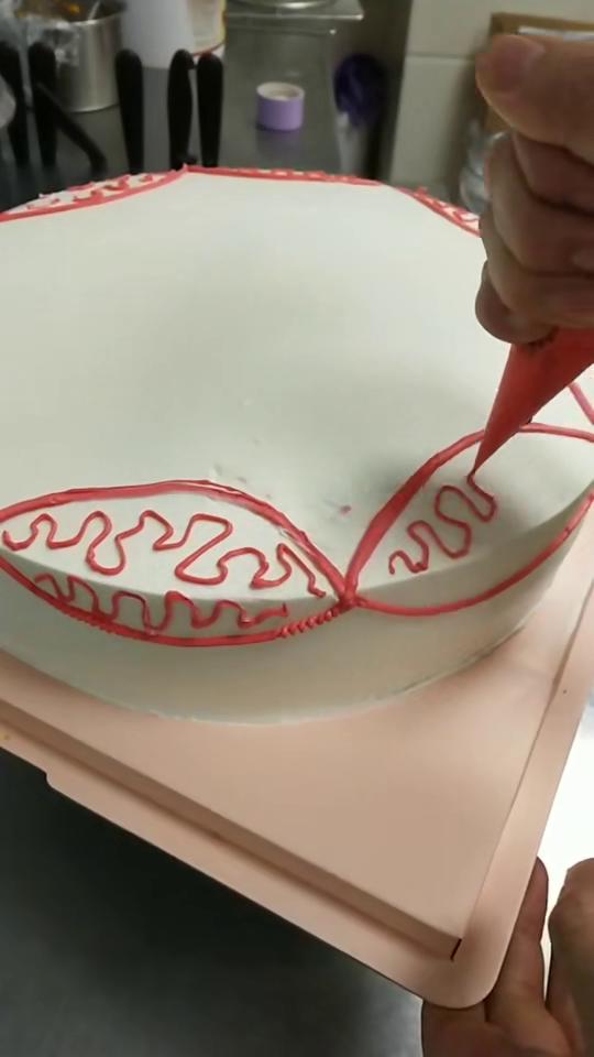 蛋糕的制作教程,轻松烘焙美味甜点,蛋糕烘焙教程,轻松制作美味甜点