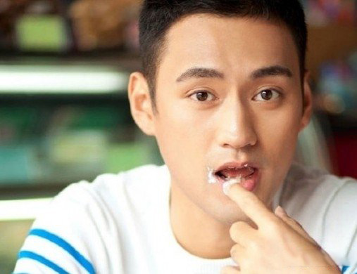 袁弘个人资料图片,一位多才多艺的明星风采,袁弘,多才多艺明星的闪耀风采与个人资料图片曝光