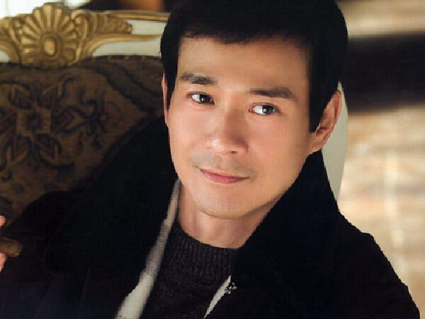 郑少秋个人资料简介简历,郑少秋个人资料简介及生平履历