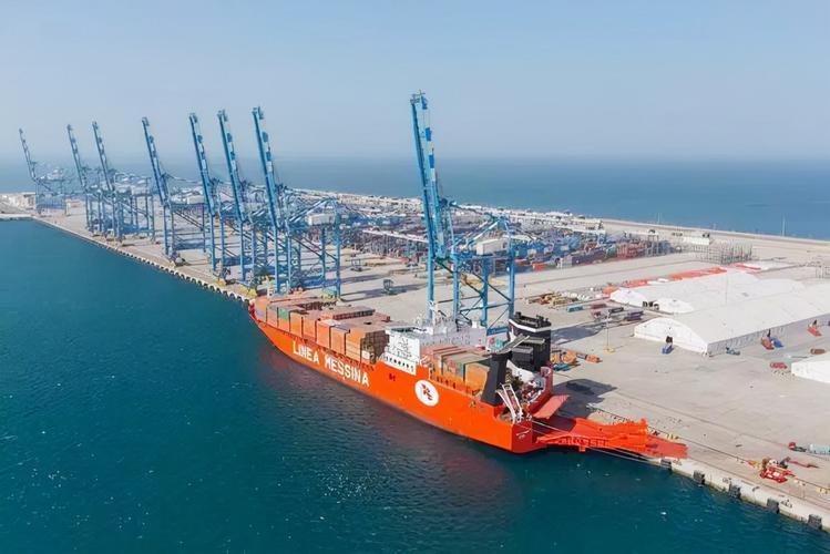 如果中国有十艘航母,战略转型与海洋强国建设的深度探讨,中国十艘航母与海洋强国战略转型的深度探讨