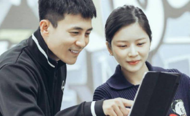 杜淳老婆王灿的毕业学校及其影响,杜淳妻子王灿毕业学校揭秘,背景对人生轨迹的影响