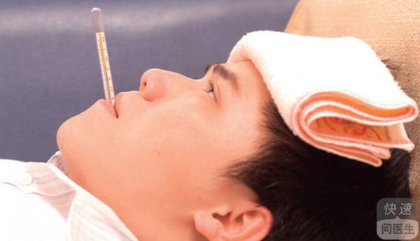 感冒发烧怎么办?简单的退烧方法,感冒发烧如何应对?实用退烧小妙招