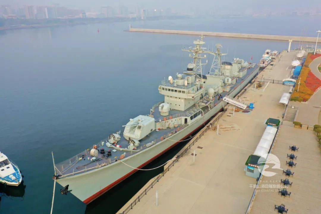 威海之军舰,历史与现状的交汇点,威海军舰,历史与现状的交汇点