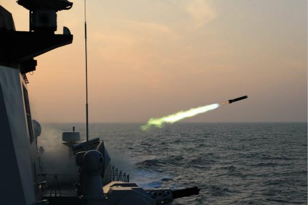 扬州舰的价格及其相关因素,扬州舰价格及相关因素解析