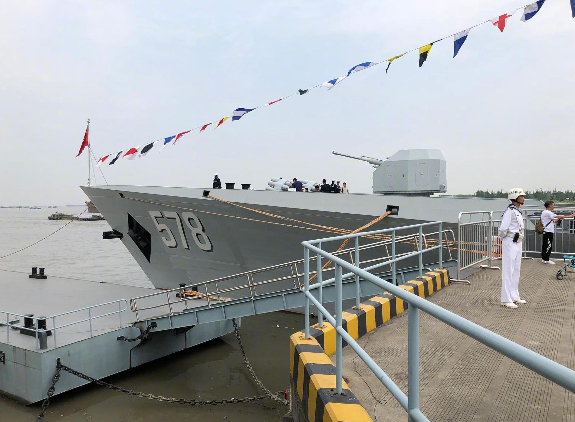 扬州舰执行任务,展现中国海军力量的骄傲时刻,扬州舰执行任务彰显中国海军力量的骄傲瞬间