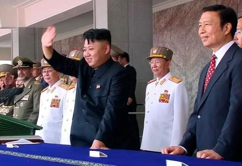 朝鲜阅兵式盛大举行,完整视频展现国家力量与荣耀,朝鲜盛大阅兵式,展现国家力量与荣耀的荣耀瞬间