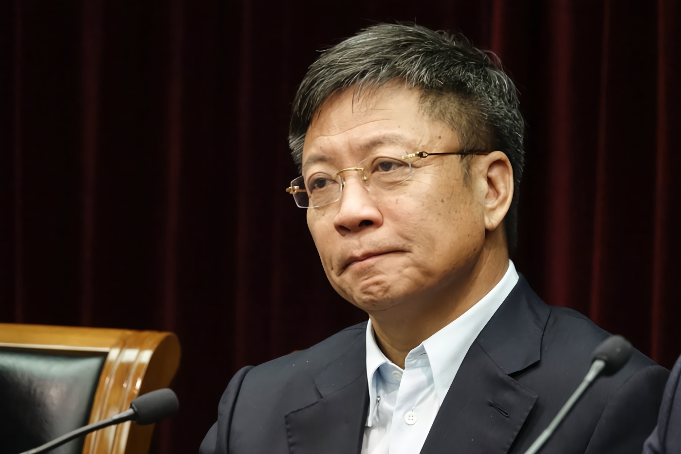 融创中国董事长——孙宏斌的领导风采与商业智慧，融创中国董事长孙宏斌，领导风采与商业智慧展现