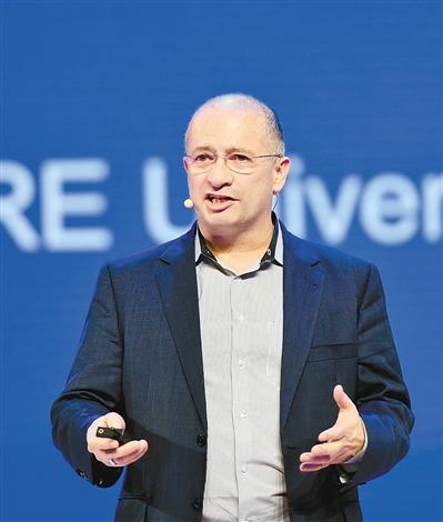 上海微电子注入上海电气，数字化转型的新动力，上海微电子助力上海电气数字化转型，新动力蓄势待发