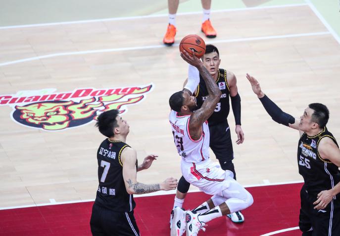 广东宏远队最新消息，蓄势待发，向冠军冲刺，广东宏远队蓄势待发，冠军冲刺最新动态